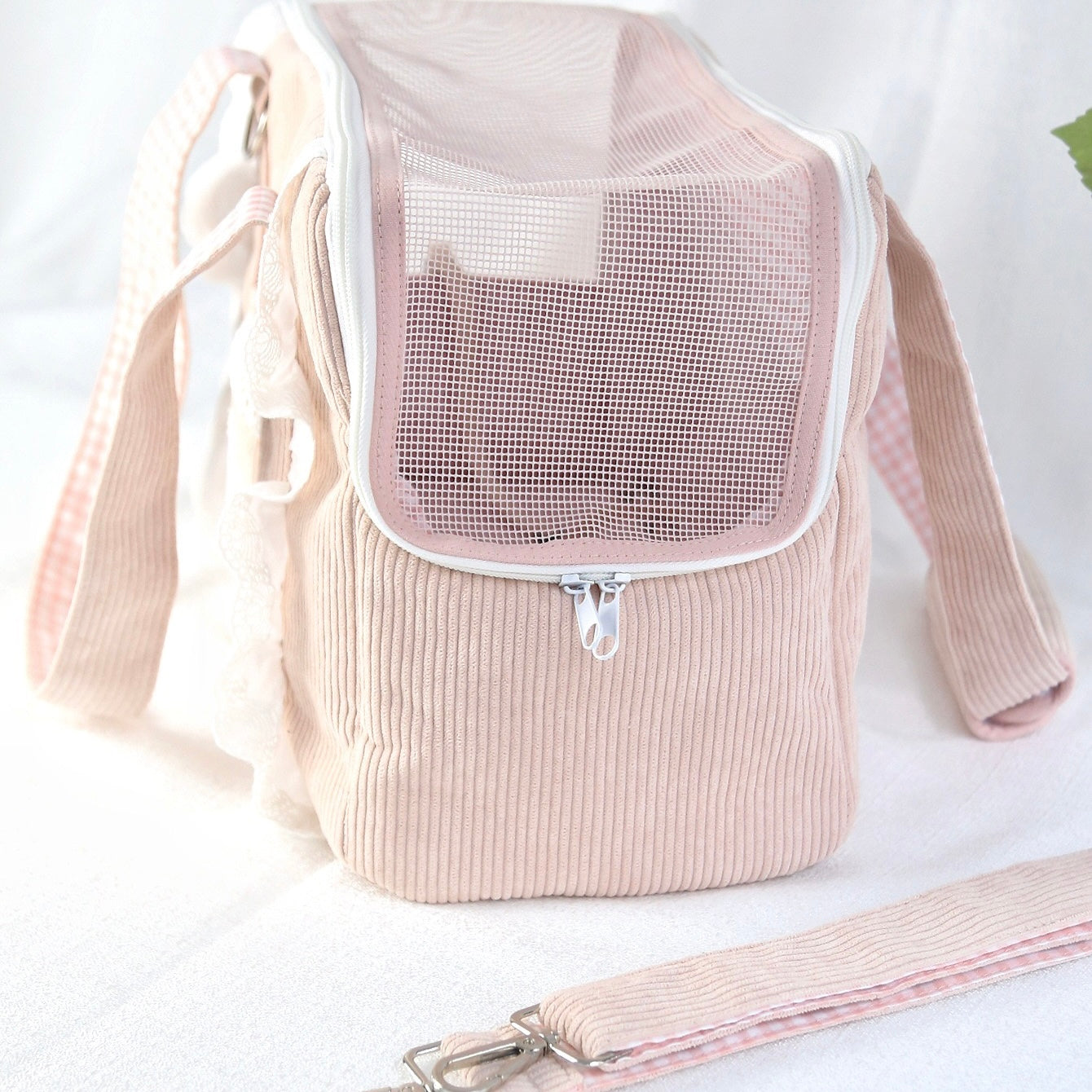 Mii™ Pink Paw Pouch Small Cat & Dog Carrier Bag